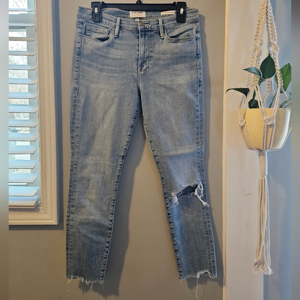 EUC! Frame Denim Distressed Ankle Jeans